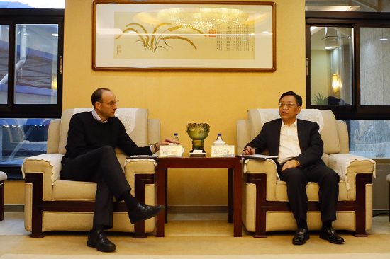 宋鑫会见诺斯德集团董事长兼首席执行官杰高博一行
